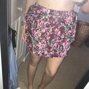 American Eagle floral skirt